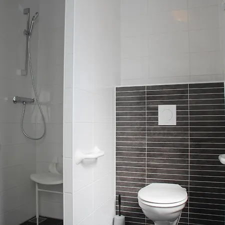 Spacious Suitable For Disabled Guests Chalet