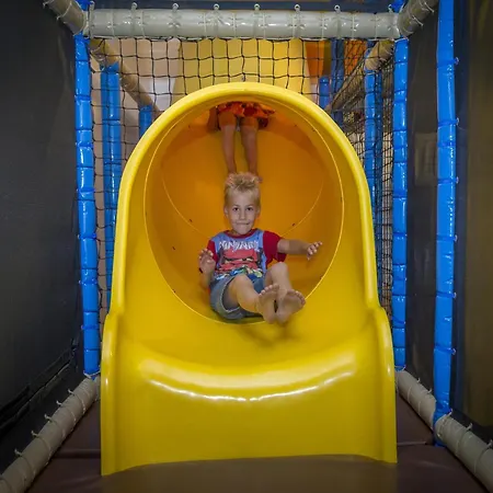 Spacious Suitable For Disabled Guests *